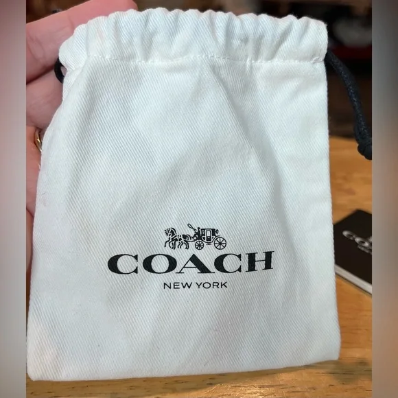 NEW Coach Open Circle Rose Gold Necklace Tea Rose Stud Earrings Set - Picture 7 of 9